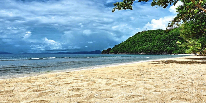 Pantai Hamadi Sejarah Dibalik Wisata Alam Yang Indah