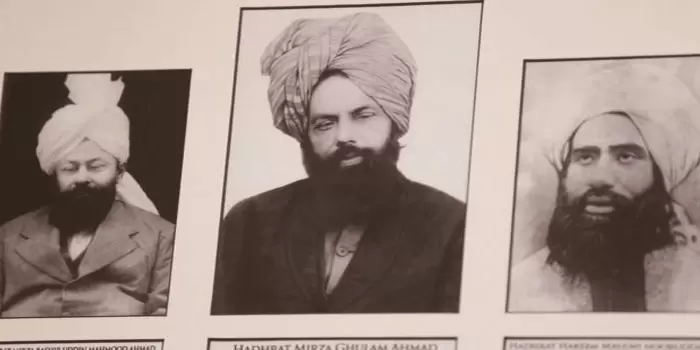 Sejarah-Muslim-Menolak-Pandangan-Ahmadiyah