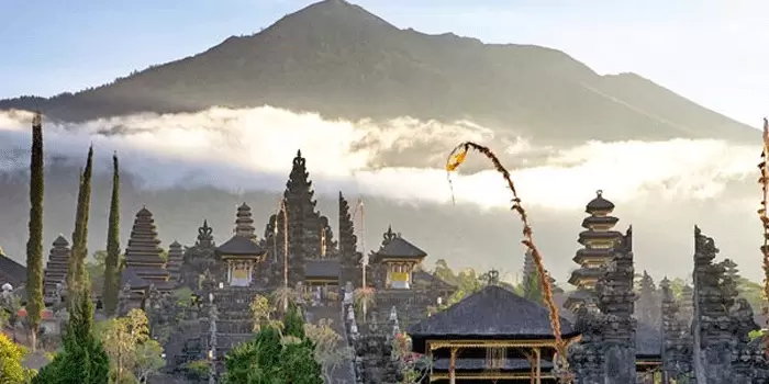 Cerita-Mistis-Gunung-Agung-Yang-Memiliki-Banyak-Pantangan