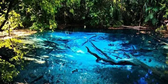 Legenda-Danau-Kaco-Yang-Menceritakan-Raja-Gagak1