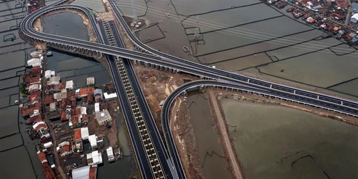 Tol-Pantura-Tol-Angker-Dengan-Berbagai-Penunggu-Di-Jalurnya