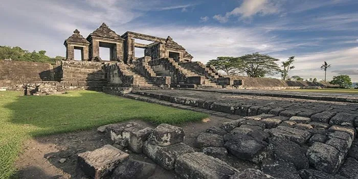 Candi Ratu Boko – Sejarah Candi Yang Megah Dan Indah