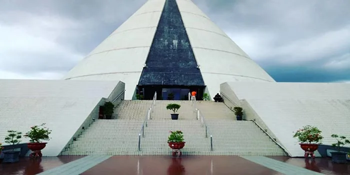 Monumen-Yogya-Kembali-Wisata-Bersejarah-Yang-Ada-Di-Yogyakarta