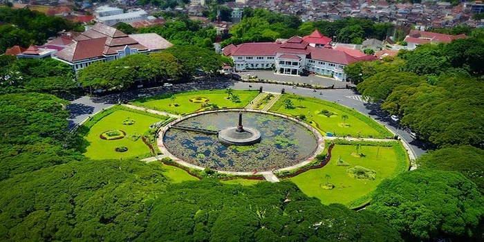 Tugu-Kota-Malang-–-Megetahui-Asal-Mula-Monumen-Bersejarah-Ini