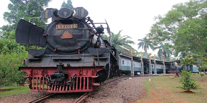 Museum-Transportasi-Sejarah-Dan-Koleksi-Alat-Transportasi