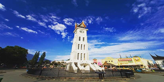 Jam-Gadang-Mengetahui-Sejarah-Monumen-Kebanggan-Di-Bukittinggi