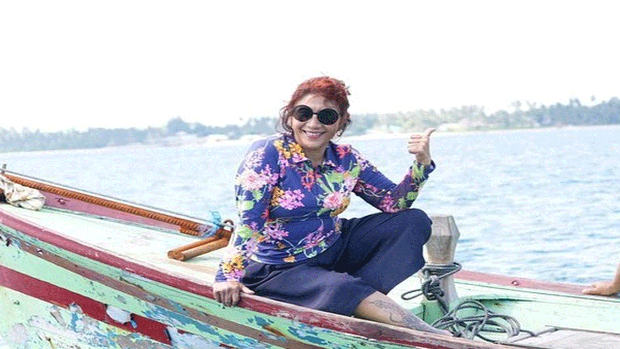 Dari Jualan Ikan ke Langit Dunia: Susi Pudjiastuti, Ratu Laut yang Menguasai Udara