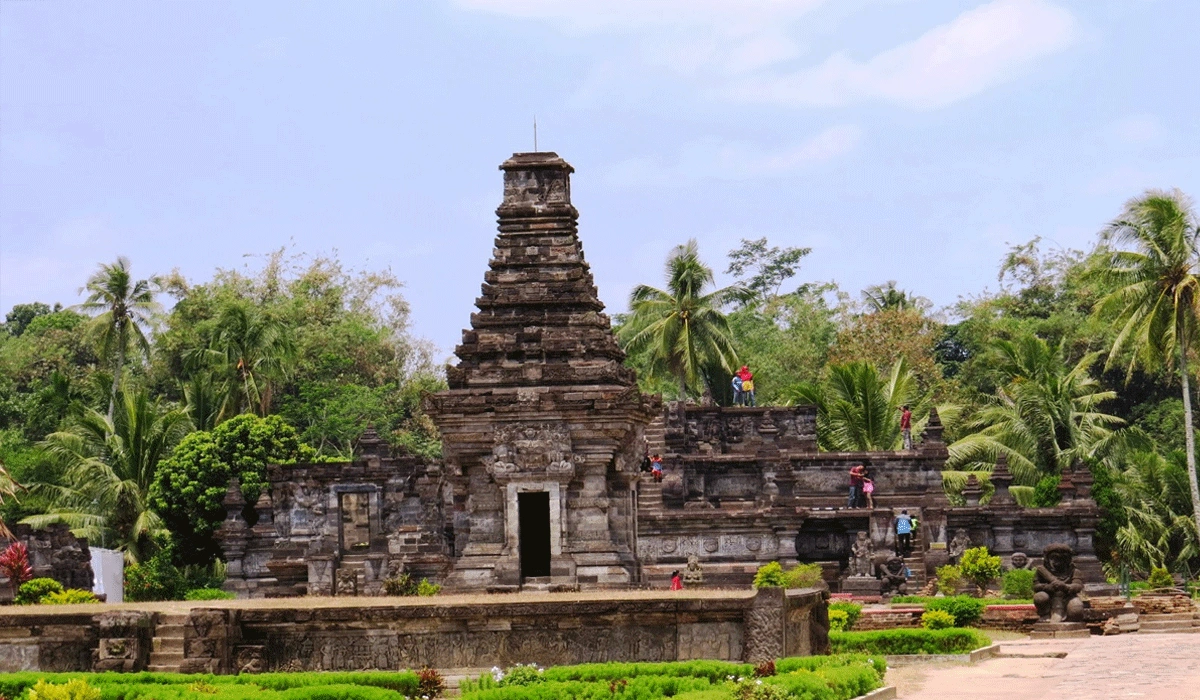 Peran-Candi-Penataran-di-Era-Majapahit
