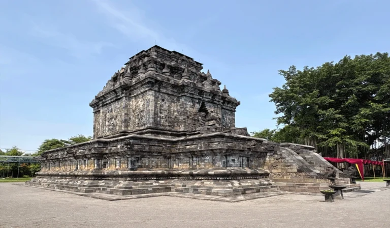 Cerita Sejarah Candi Mendut, Saksi Bisu Kejayaan Mataram Kuno